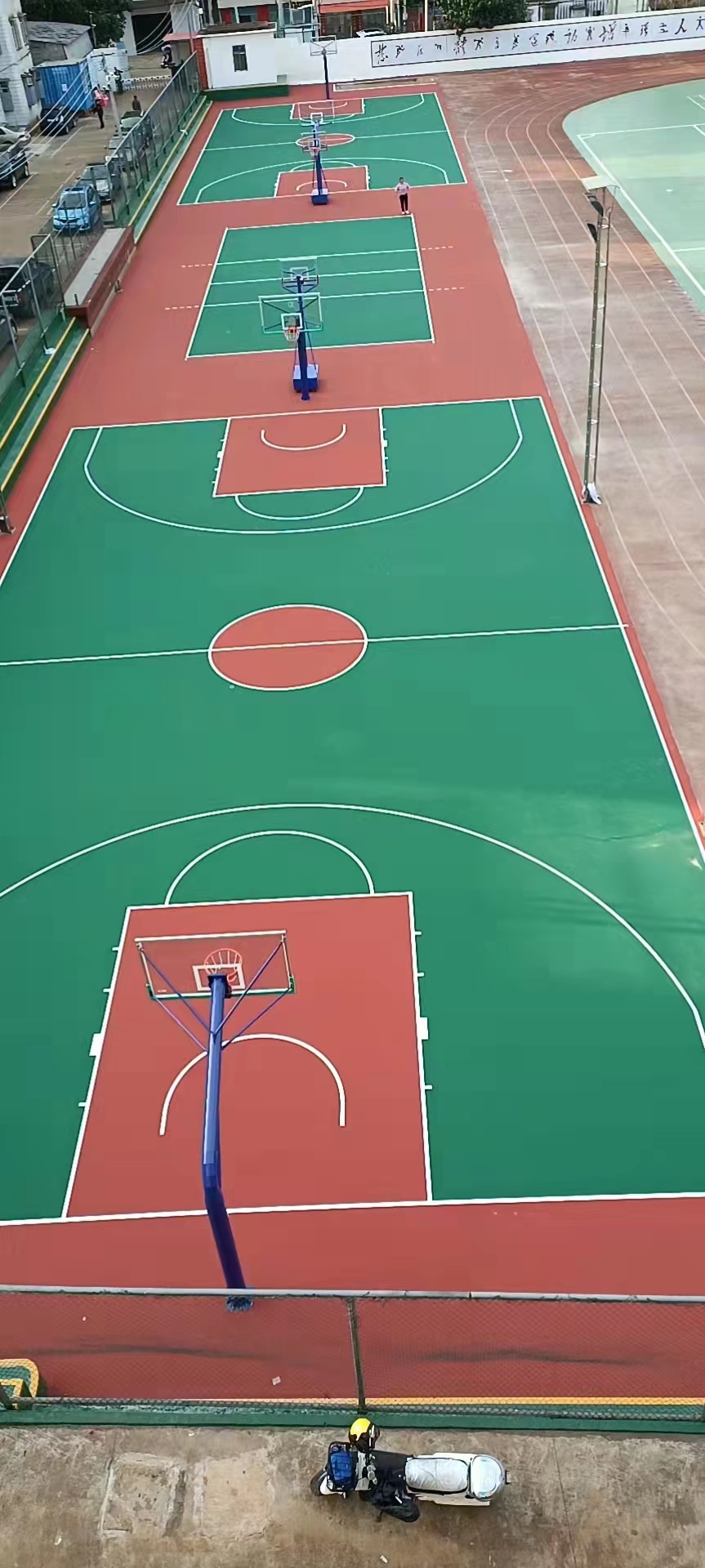篮球场